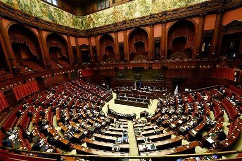 Toàn cảnh một phiên họp Quốc hội Italy tại Rome. (Ảnh: AFP/TTXVN)