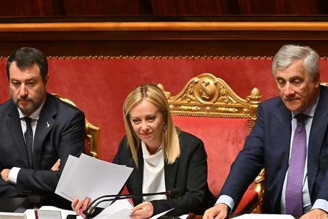 Thủ tướng Italy Giorgia Meloni (giữa) tại phiên họp Thượng viện ở Rome, ngày 26/10/2022. (Ảnh: AFP/TTXVN)