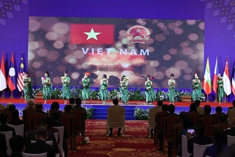 Lễ khai mạc Hội nghị cấp cao ASEAN lần thứ 40 và 41. Ảnh: Dương Giang-TTXVN