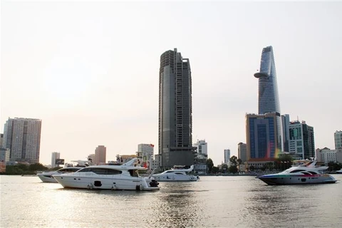 Hoạt động diễu hành du thuyền trong Ngày hội Khinh khí cầu, du thuyền và các hoạt động thể thao dưới nước Thành phố Hồ Chí Minh, hồi tháng 1/2022. (Ảnh: Mỹ Phương/TTXVN)