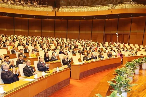 Tổng Bí thư Nguyễn Phú Trọng và các đồng chí lãnh đạo, nguyên lãnh đạo Đảng, Nhà nước cùng các đại biểu dự phiên bế mạc Kỳ họp bất thường lần thứ 2. (Ảnh: Trí Dũng/TTXVN)