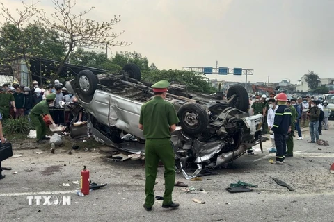 Hiện trường vụ tai nạn hôm 14/2. (Ảnh: Trịnh Bang Nhiệm/TTXVN)