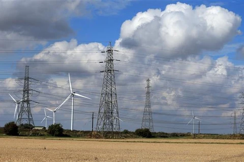 Đường dây tải điện ở gần Scunthorpe, miền Bắc Anh ngày 6/9/2022. (Ảnh: AFP/TTXVN)