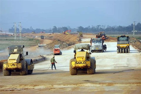 Đầu tư 6.800 tỷ đồng xây dựng tuyến cao tốc Tuyên Quang-Hà Giang. (Ảnh: Huy Hùng/TTXVN)