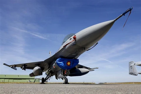 Máy bay chiến đấu F-16 của Không lực Mỹ tham gia cuộc tập trận Air Defender Exercise 2023 tại căn cứ không quân Jagel, miền Bắc Đức ngày 9/6/2023. (Ảnh: AFP/TTXVN)