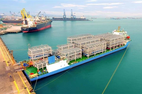 IMF dự báo tăng trưởng kinh tế của Việt Nam sẽ phục hồi vào nửa cuối năm 2023 nhờ xuất khẩu phục hồi và các chính sách trong nước nới lỏng. (Ảnh: TTXVN)