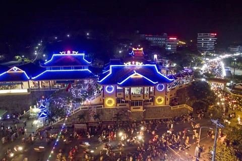 Lễ hội Dinh Cô-Long Hải (Lệ Cô) tại Di tích Dinh Cô thuộc thị trấn Long Hải (Long Điền, Bà Rịa-Vũng Tàu). (Ảnh: TTXVN phát)