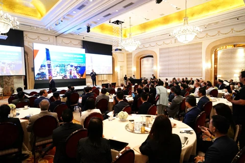 Hơn 150 nhà đầu tư nước ngoài tham dự Hội nghị nhằm tìm hiểu và chia sẻ các cơ hội đầu tư tại Việt Nam. (Nguồn: Cổng Thông tin điện tử Chính phủ-Trang Thành phố Hồ Chí Minh)