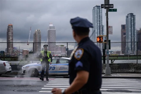 Cảnh sát tuần tra tại New York (Mỹ). (Ảnh: AFP/TTXVN)