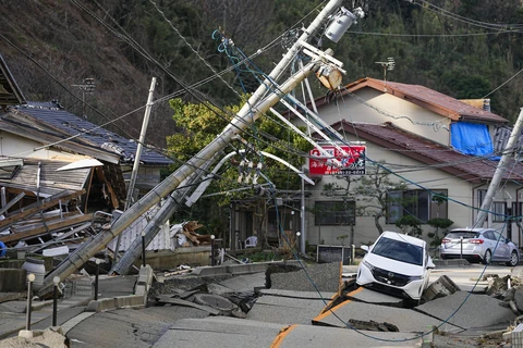Cảnh hư hại sau động đất tại tỉnh Ishikawa (Nhật Bản), ngày 5/1/2024. (Ảnh: Kyodo/TTXVN)