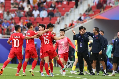 Tuyển Việt Nam đã nhận "mưa lời khen" từ truyền thông châu Á sau màn trình diễn ấn tượng trước Đội tuyển Nhật Bản trong trận ra quân tại bảng D Vòng Chung kết Asian Cup 2023, tối 14/1 vừa qua. (Ảnh: Hoàng Linh/TTXVN)