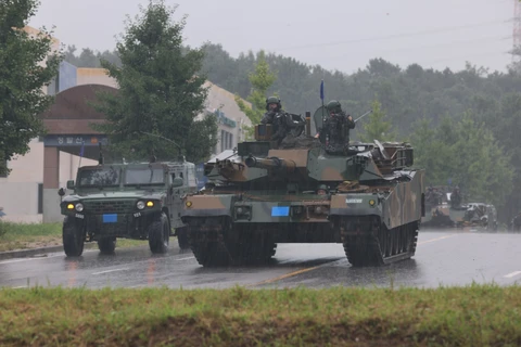Xe quân sự tham gia cuộc tập trận chung Mỹ-Hàn Quốc "Lá chắn Tự do Ulchi" tại Paju hồi năm ngoái. (Ảnh: Yonhap/TTXVN)