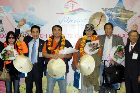 TPHCM đón đoàn du khách quốc tế đầu tiên năm 2014