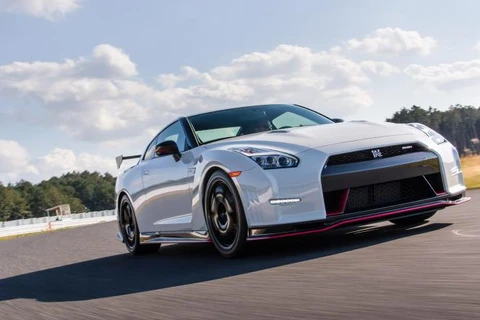 Nissan mang mẫu GT-R Nismo cho châu Âu tới Geneva