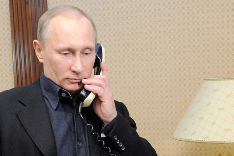 Ông Putin điện đàm với 2 thủ tướng Anh và Đức về Crimea