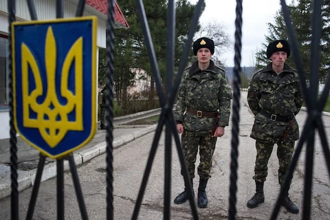 Bộ trưởng Quốc phòng: Lính Ukraine sẽ ở lại Crimea 