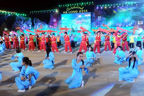 Lễ hội đường phố Carnaval Hạ Long khai mạc ngày 30/4