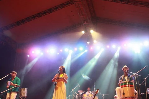 Vũ điệu Samba khuấy động không gian âm nhạc Festival Huế