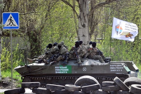 Báo Mỹ công bố ảnh tố đặc vụ Nga ở miền Đông Ukraine