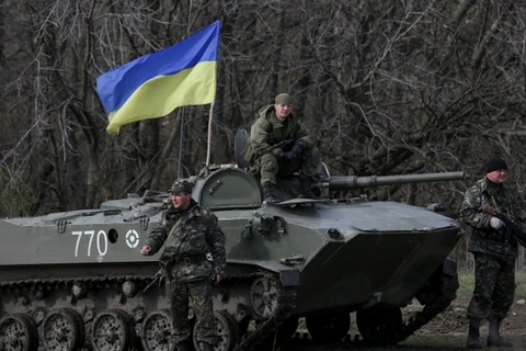 Ông Yanukovych kêu gọi quân đội Ukraine trở về căn cứ