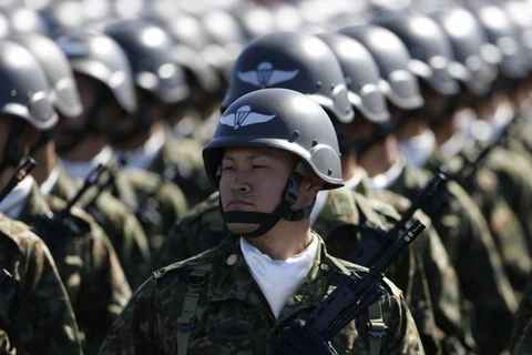 Nhật chấp thuận yêu cầu của Hàn Quốc về phòng vệ tập thể