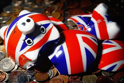 Nợ công tăng đe dọa mục tiêu giảm thâm hụt ngân sách của Anh