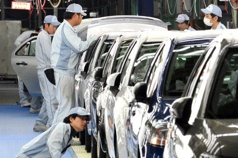 Sản lượng công nghiệp Nhật giảm mạnh nhất kể từ thảm họa kép
