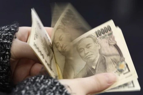 Thâm hụt tài khoản vãng lai của Nhật Bản tăng kỷ lục