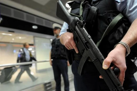 EU hỗ trợ tài chính cho cảnh sát chống ma túy tại sân bay