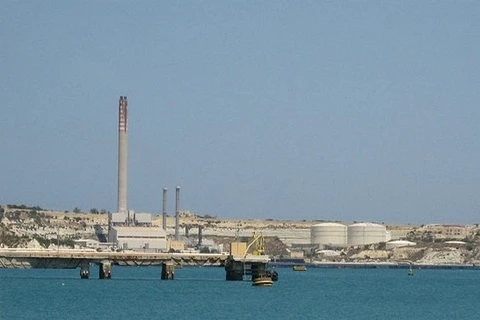 Nổ nhà máy điện, cả nước Malta chìm trong bóng tối