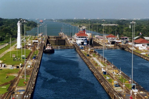 Tưng bừng các hoạt động chào mừng kênh đào Panama 100 tuổi