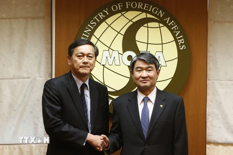 Hàn Quốc đề xuất đối thoại cấp thứ trưởng với Nhật Bản