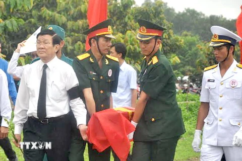 Chủ tịch nước dự lễ truy điệu, an táng hài cốt liệt sỹ tại Nhơn Trạch