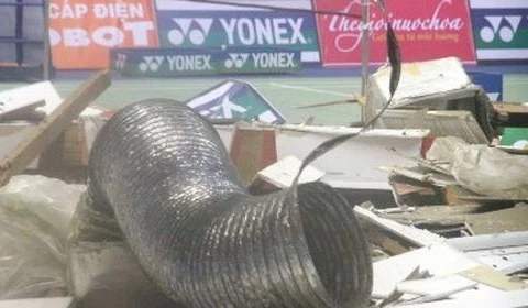 TP Hồ Chí Minh: Sập trần thạch cao Nhà thi đấu Phan Đình Phùng