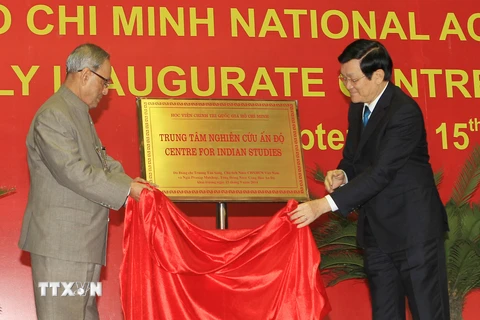Nguyên thủ Việt, Ấn dự khai trương Trung tâm nghiên cứu Ấn Độ