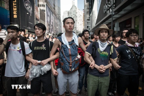 Hong Kong phủ nhận dùng Hội Tam Hoàng để giải tán biểu tình