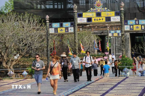 Tìm hướng đi thu hút khách du lịch châu Âu tới Việt Nam