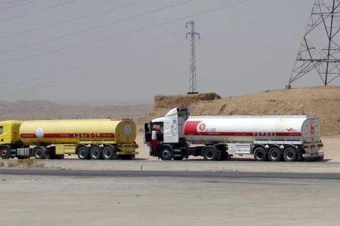 Liên hợp quốc xem xét bắt giữ tất cả các xe chở dầu của IS