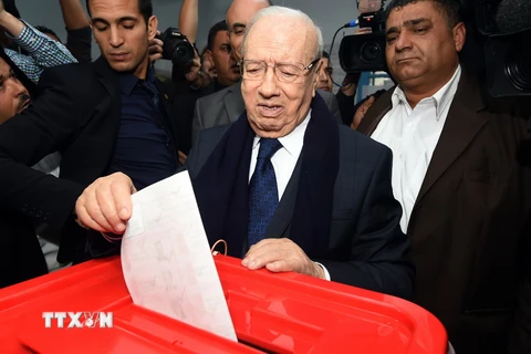 Tunisia bầu cử tổng thống lần đầu tiên sau chính biến năm 2011