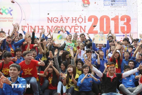 10.000 người tham gia ngày hội tình nguyện Quốc gia 2014