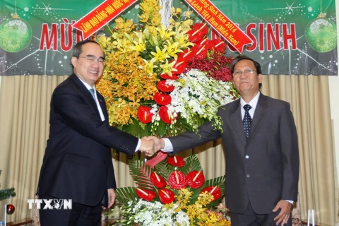Chủ tịch MTTQ Việt Nam chúc mừng Giáng sinh giáo dân ở TP.HCM