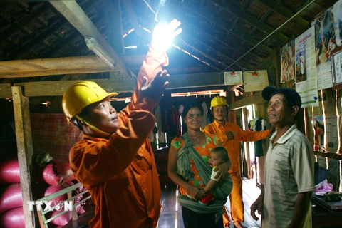 Các hộ gia đình TP Hồ Chí Minh tiết kiệm hơn 420 triệu kWh điện