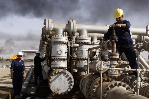 OPEC tuyên bố sẽ không giảm lượng khai thác dù giá dầu giảm