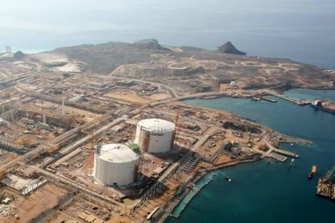 Phiến quân dọa tấn công nhà máy lọc dầu của Pháp tại Yemen