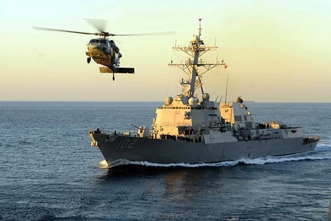 Mỹ điều tàu khu trục giúp tìm kiếm máy bay mất tích QZ8501