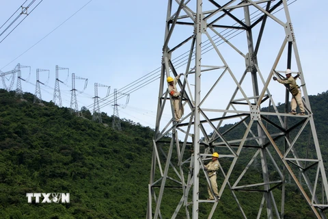 Các dự án cấp bách cấp điện cho miền Nam: Tăng tốc về đích
