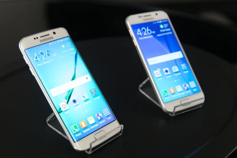 Samsung chính thức ra bộ đôi siêu phẩm Galaxy S6 và S6 Edge 