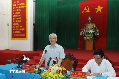 Tổng Bí thư Nguyễn Phú Trọng thăm, làm việc tại Trà Vinh 