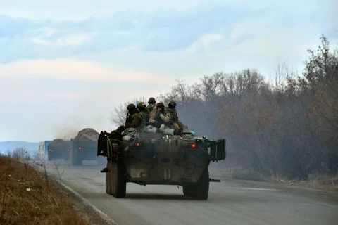 Mỹ lại tố cáo Nga đưa thêm xe tăng và thiết bị quân sự vào Ukraine