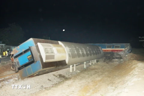 Tai nạn tàu hỏa nghiêm trọng trên tuyến đường sắt Bắc Nam